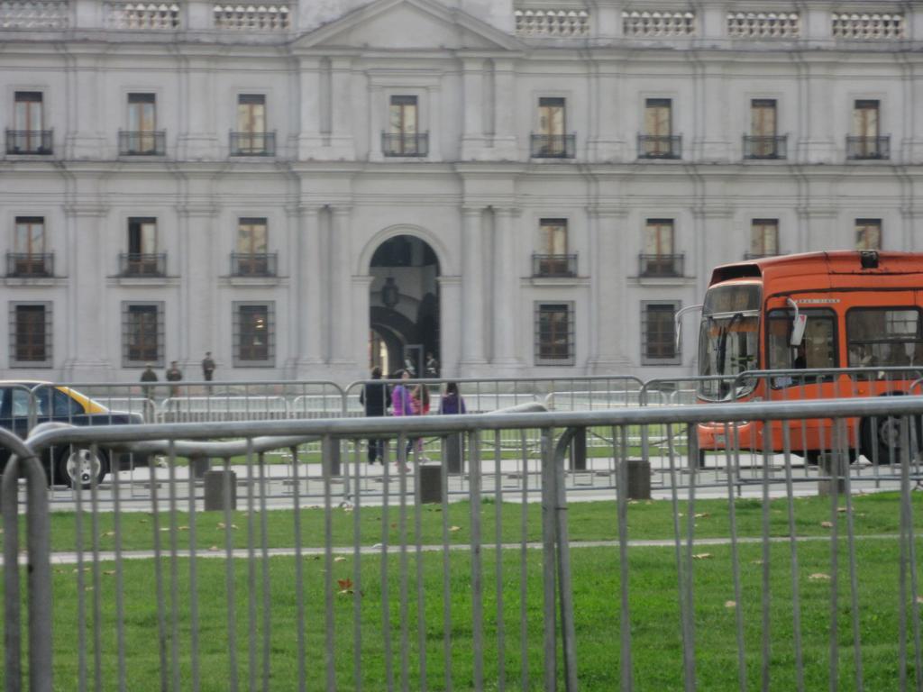 Departamento Paseo Bulnes Metro La Moneda Appartement Santiago Buitenkant foto