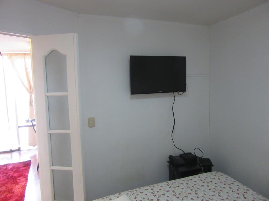 Departamento Paseo Bulnes Metro La Moneda Appartement Santiago Buitenkant foto