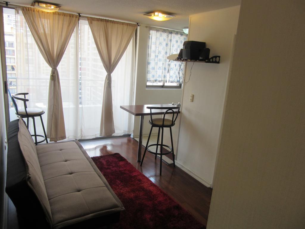 Departamento Paseo Bulnes Metro La Moneda Appartement Santiago Buitenkant foto