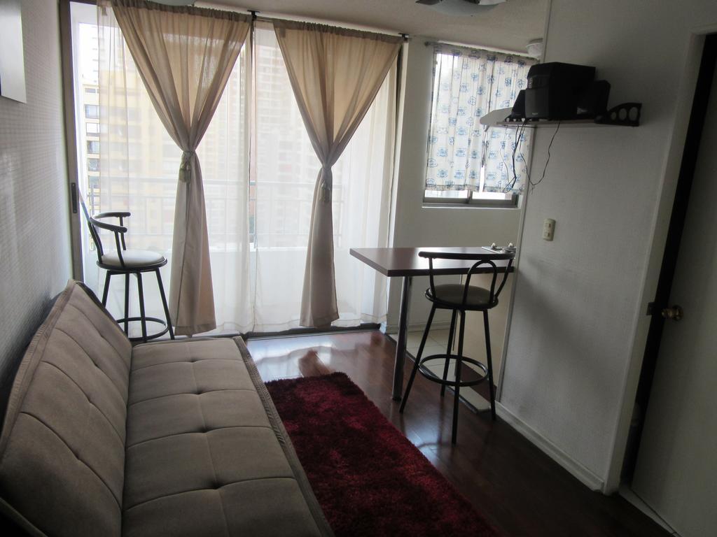 Departamento Paseo Bulnes Metro La Moneda Appartement Santiago Buitenkant foto