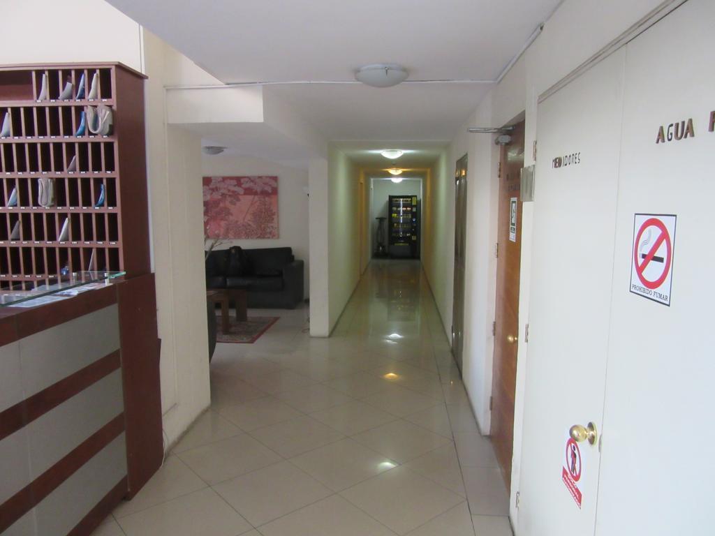 Departamento Paseo Bulnes Metro La Moneda Appartement Santiago Buitenkant foto