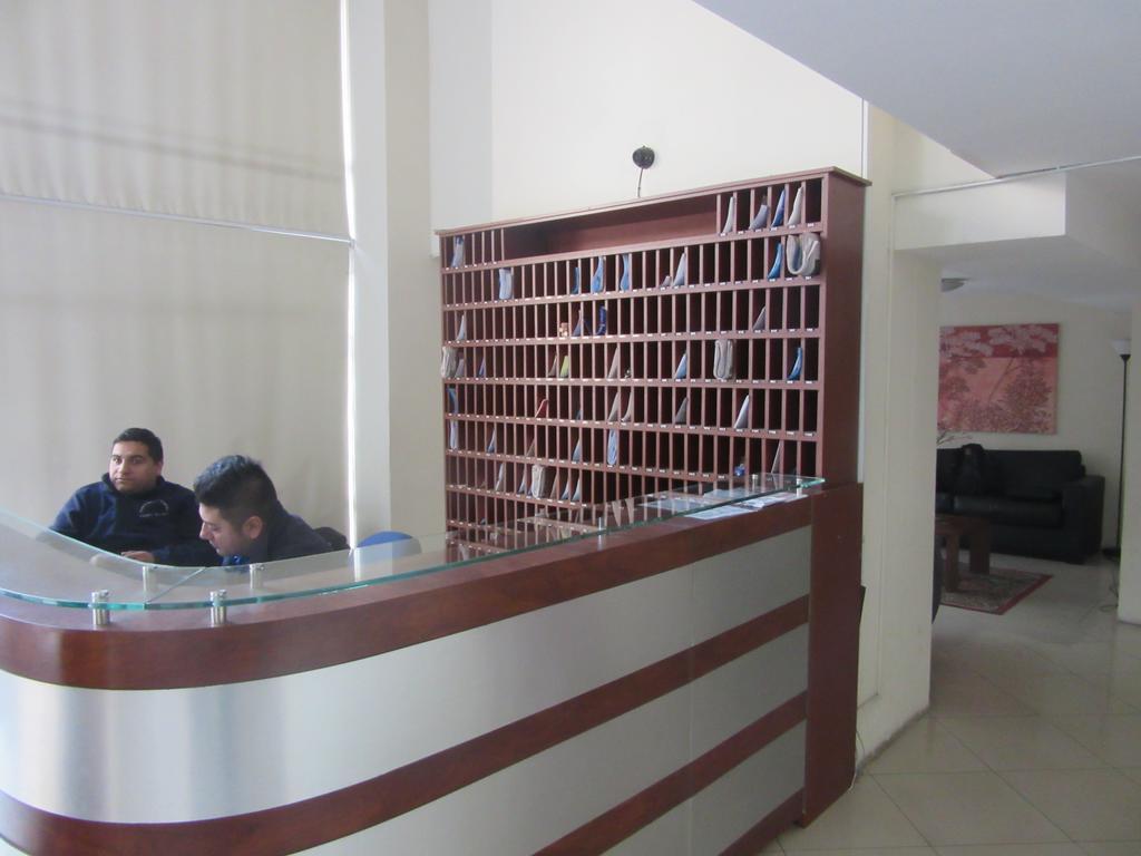 Departamento Paseo Bulnes Metro La Moneda Appartement Santiago Buitenkant foto