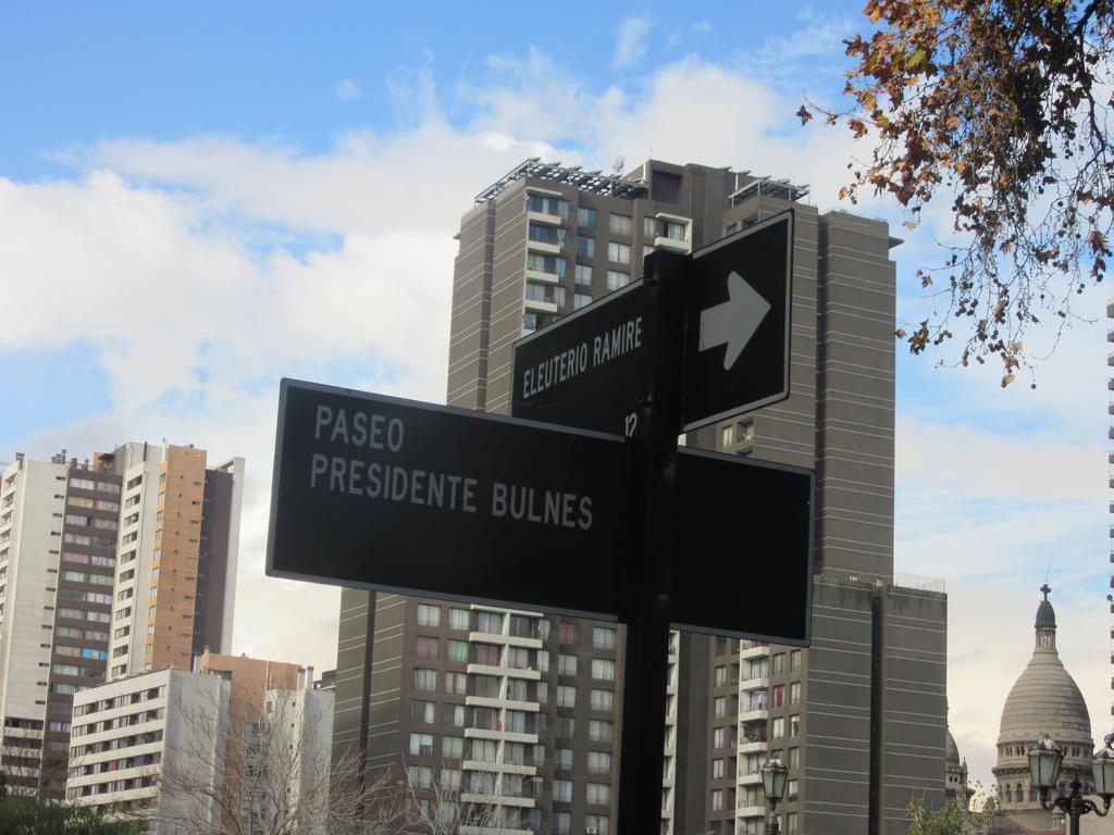 Departamento Paseo Bulnes Metro La Moneda Appartement Santiago Buitenkant foto