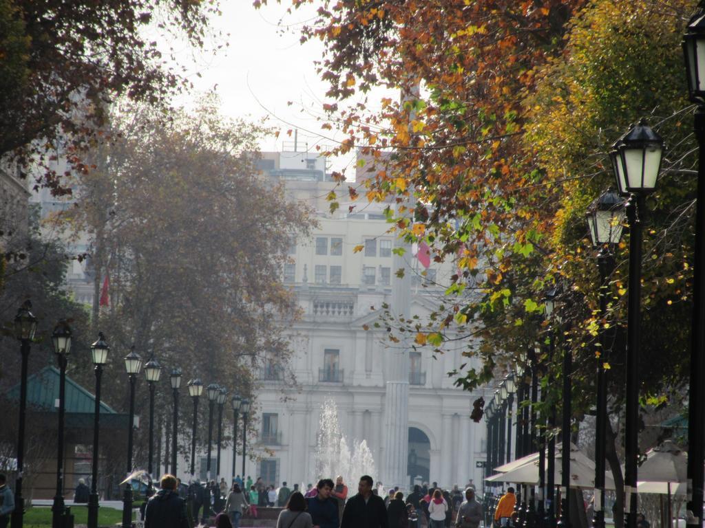 Departamento Paseo Bulnes Metro La Moneda Appartement Santiago Buitenkant foto